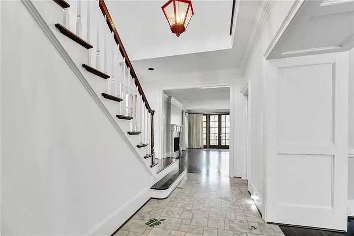 Property Photo: 460 Ivy Park Lane NE GA 30342