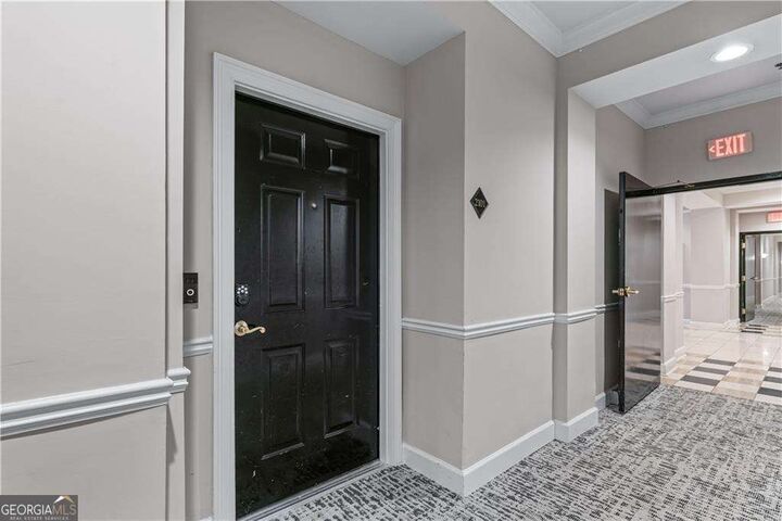 Property Photo: 3636 Habersham Road NW 2101 GA 30305