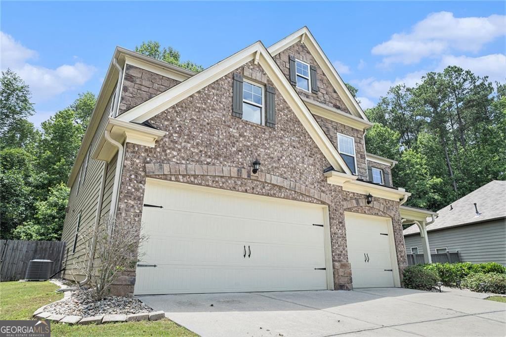 Property Photo: 5696 Walnut Mill Lane GA 30127