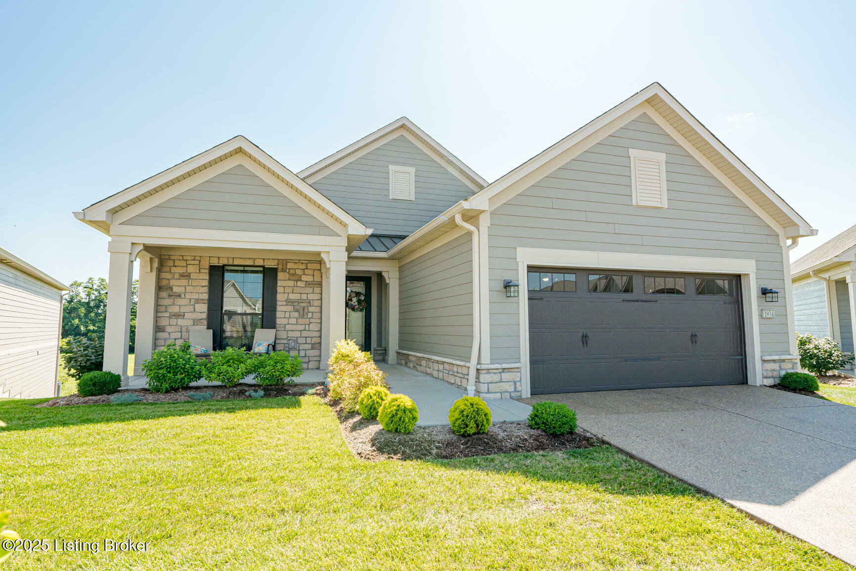 Property Photo: 1934 Dressage Cir KY 40245
