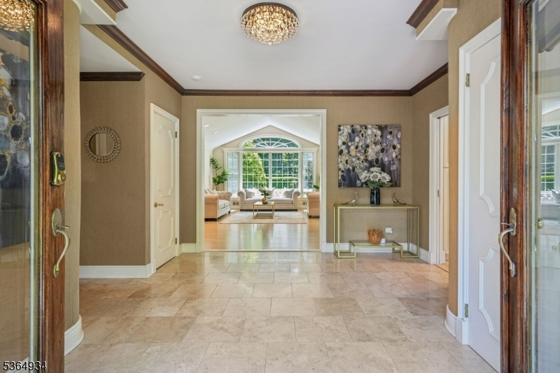 Property Photo: 82 Mohawk Rd NJ 07078