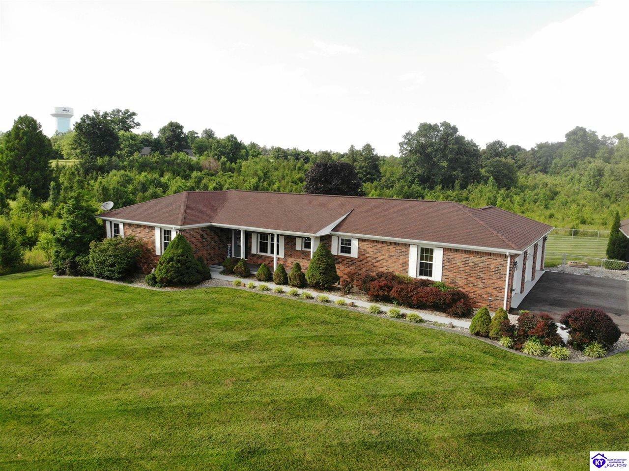 Property Photo: 3048 Rineyville Road KY 42701