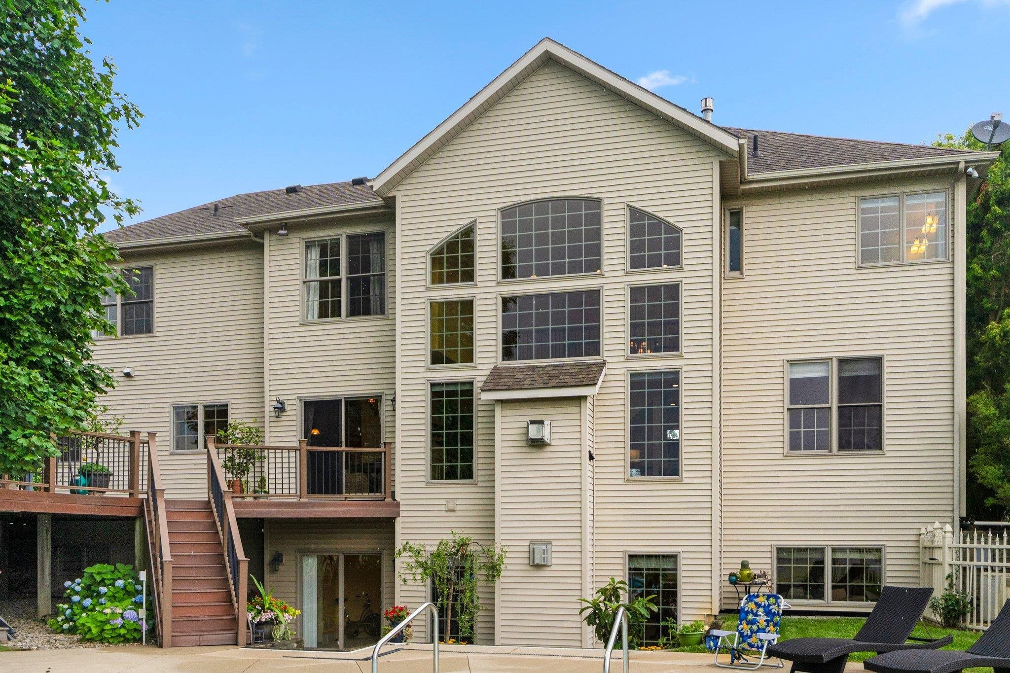 Property Photo: 10080 Pemburry Drive IN 46530