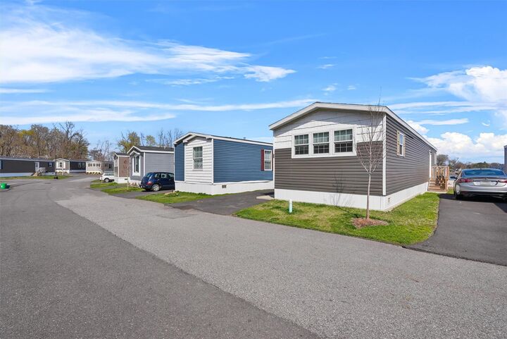 Property Photo: 29 Windward Way NY 10980