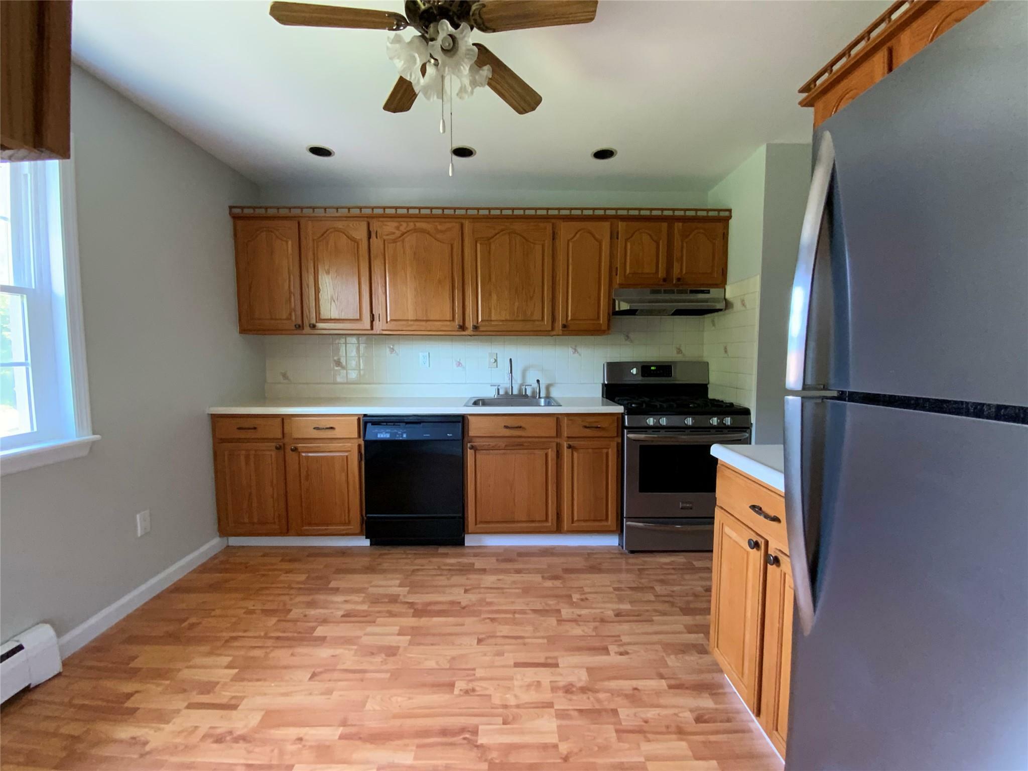 Property Photo:  31 Parkside Drive 31  NY 10901 