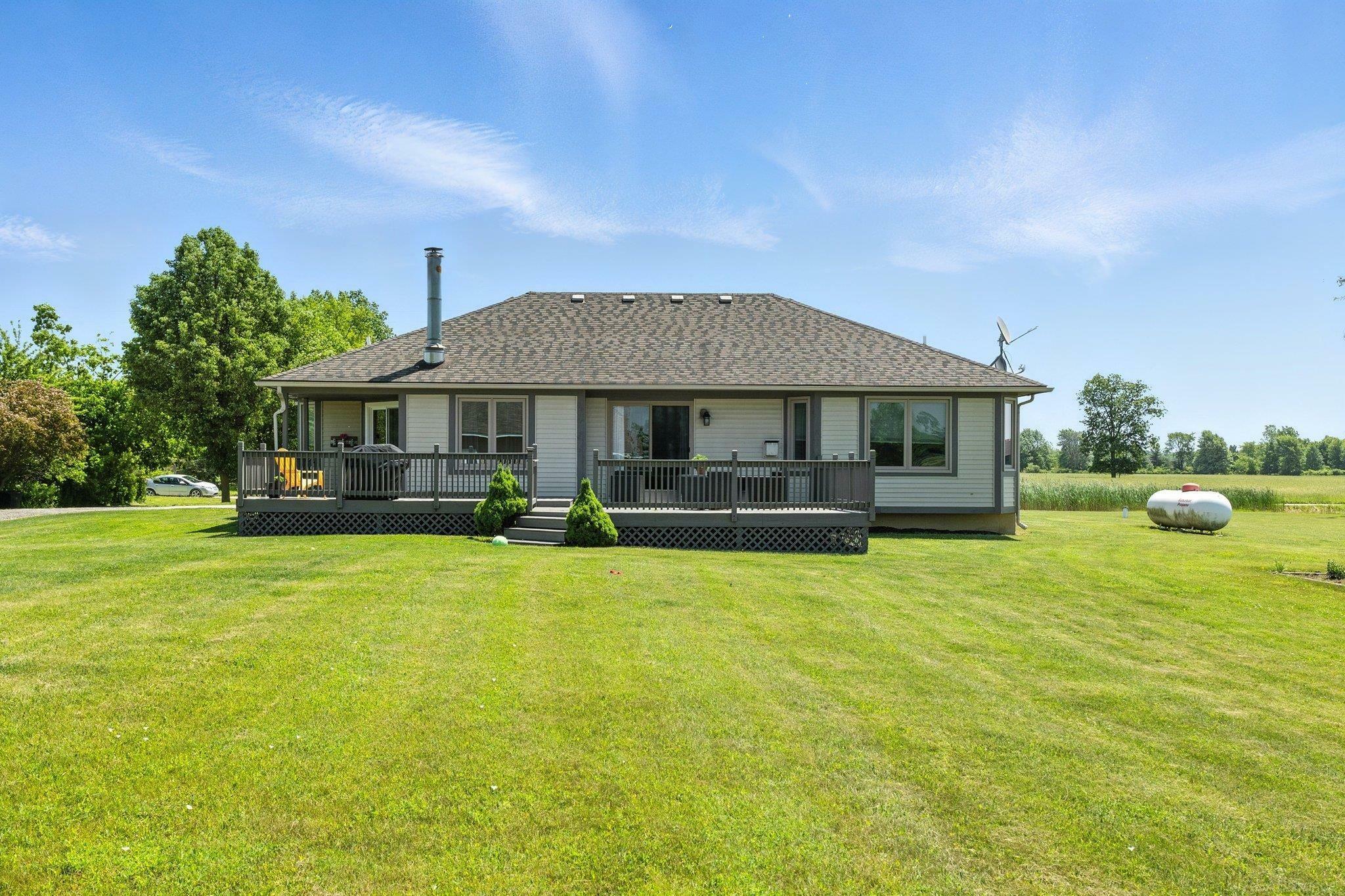 Property Photo: 2117 Eagling Road MI 48041
