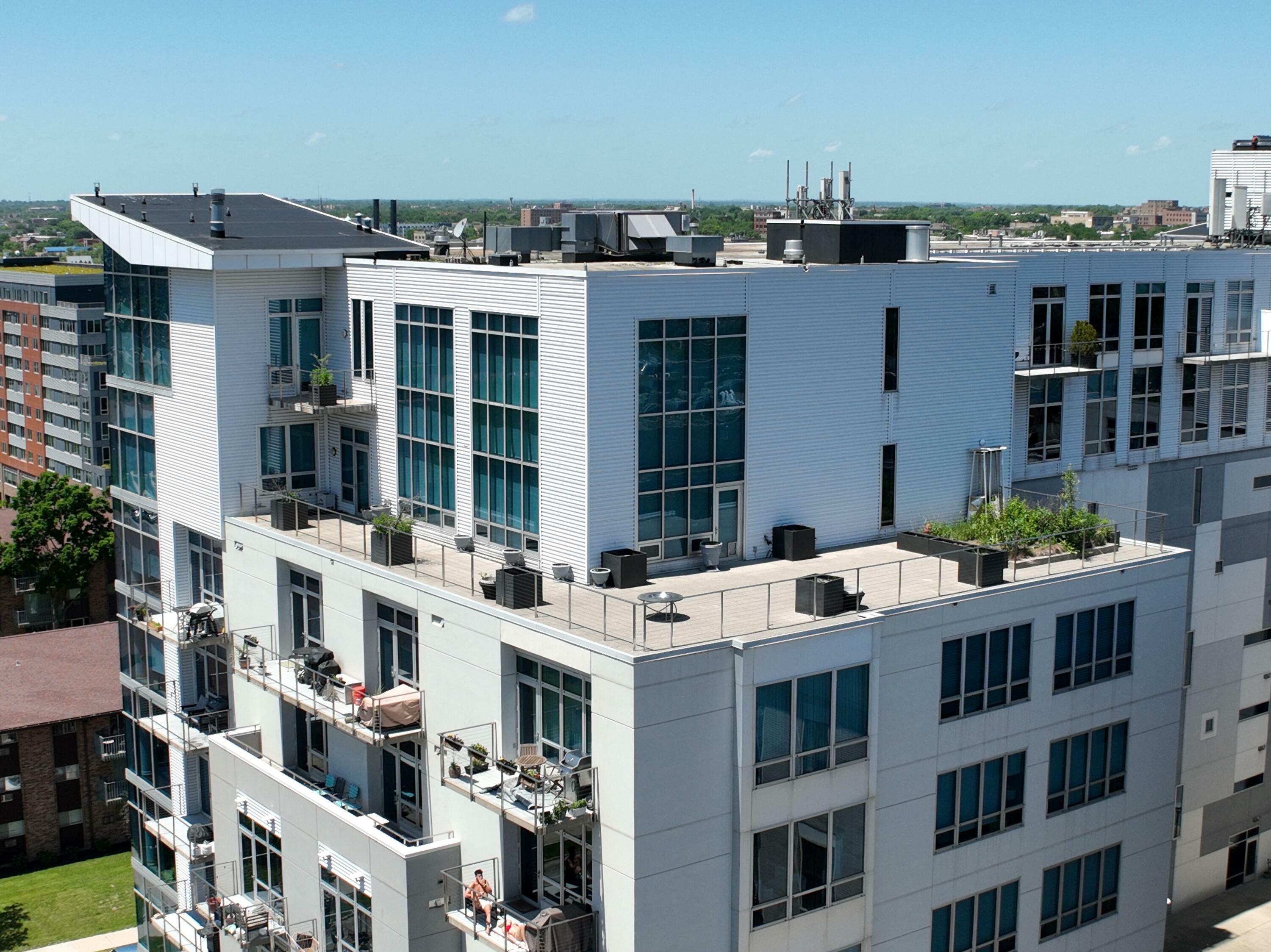 Property Photo:  601 E Ogden Ave 906  WI 53202 