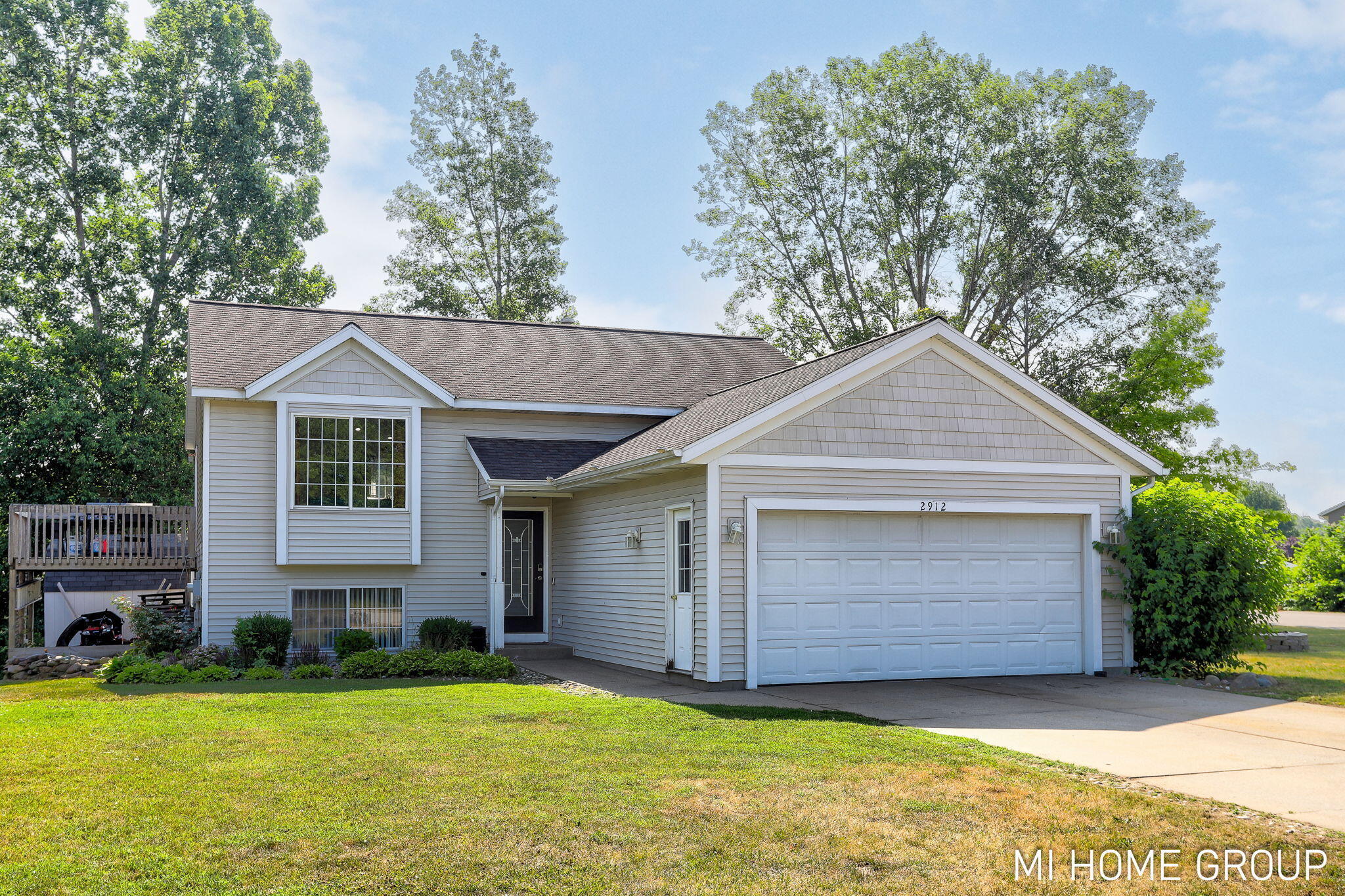 2912 Sunrise Avenue  Holland MI 49424 photo