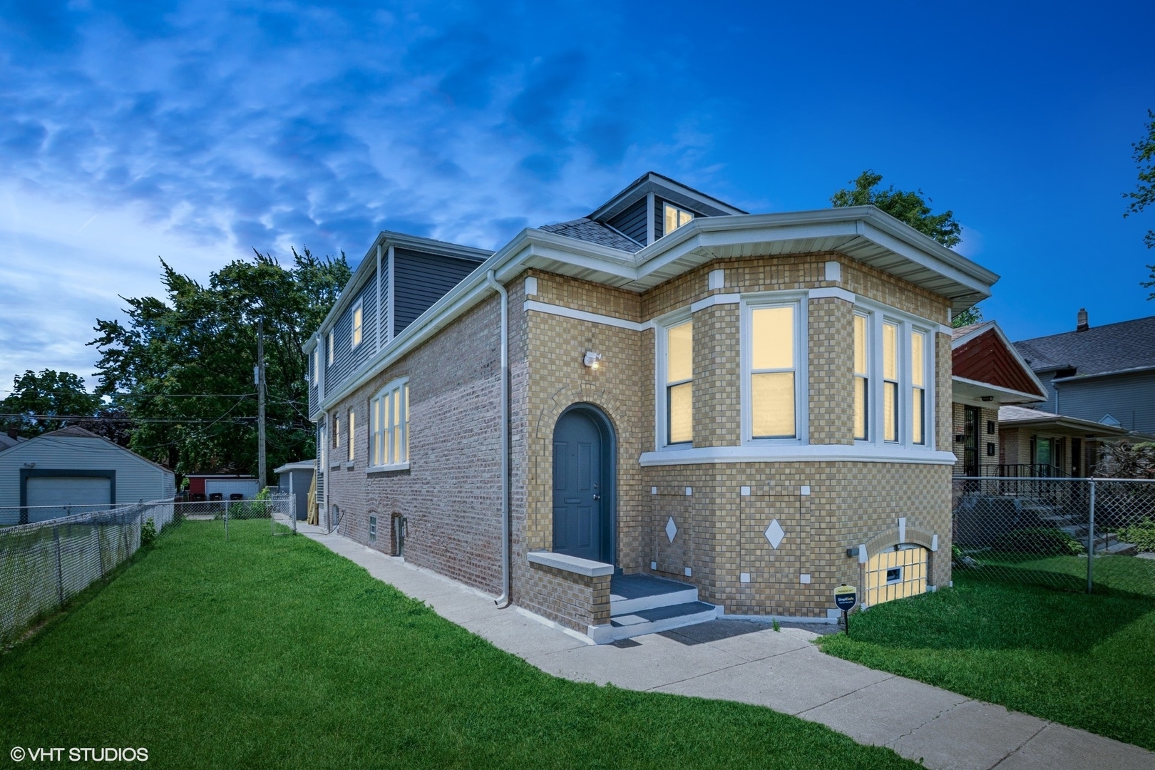 Property Photo:  629 E 87th Place  IL 60619 