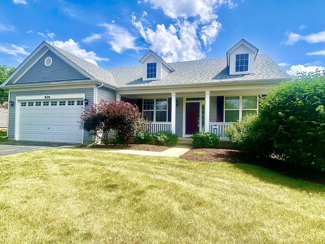 Property Photo: 826 Bohannon Circle IL 60543