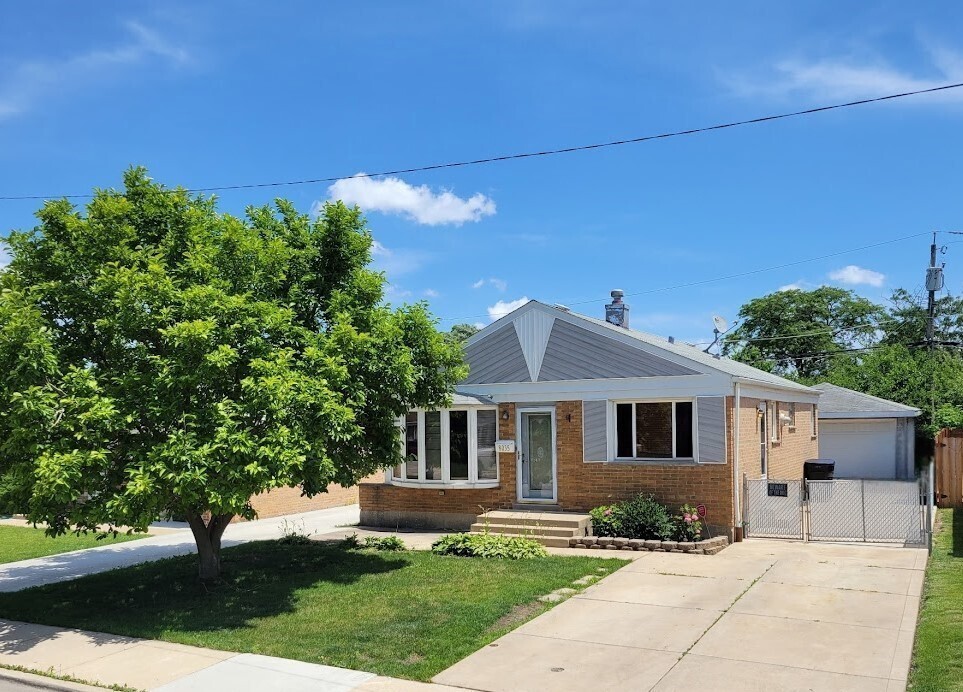Property Photo: 8035 S Kolmar Avenue IL 60652