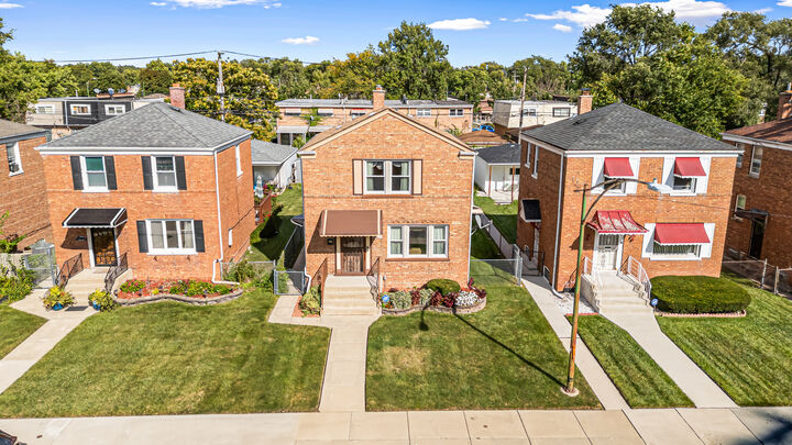 Property Photo:  9215 S Green Street  IL 60620 