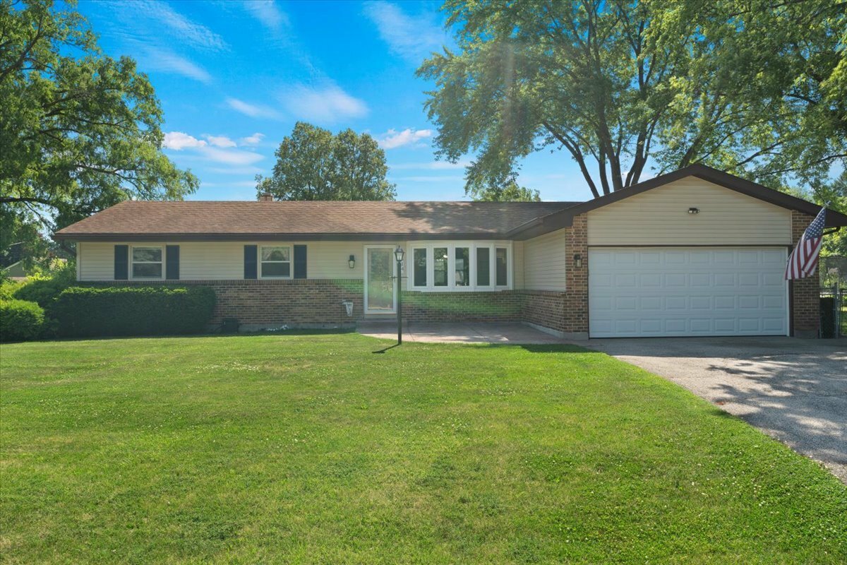 1514 N North Avenue  McHenry IL 60050 photo