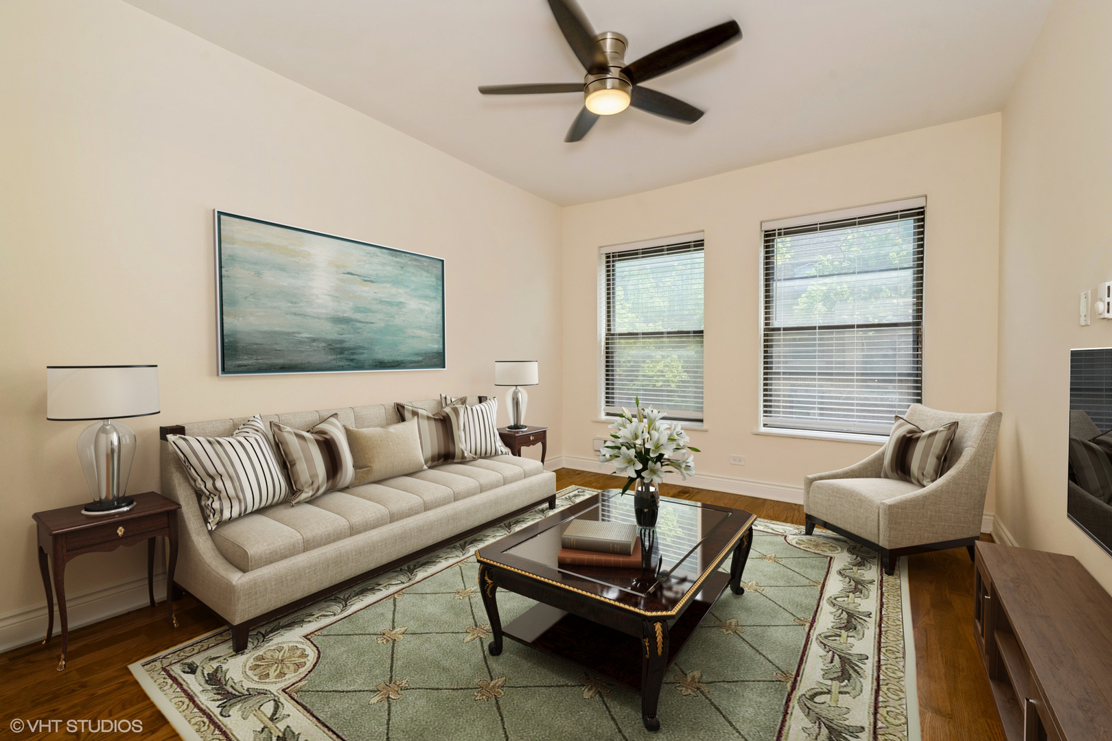 Property Photo: 1006 E 54th Street J-2 IL 60615