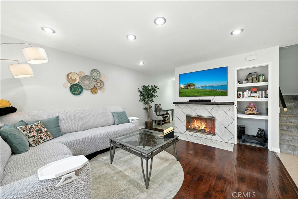 Property Photo: 1465 E Lexington Ave 4C CA 92019