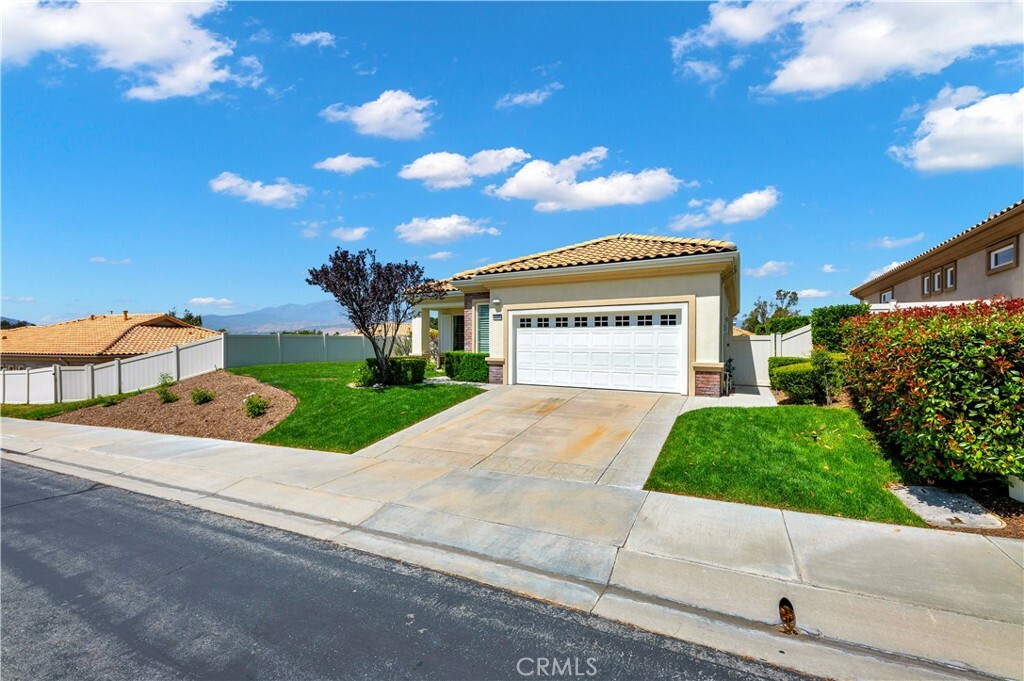 Property Photo: 2477 Birdie Drive CA 92220