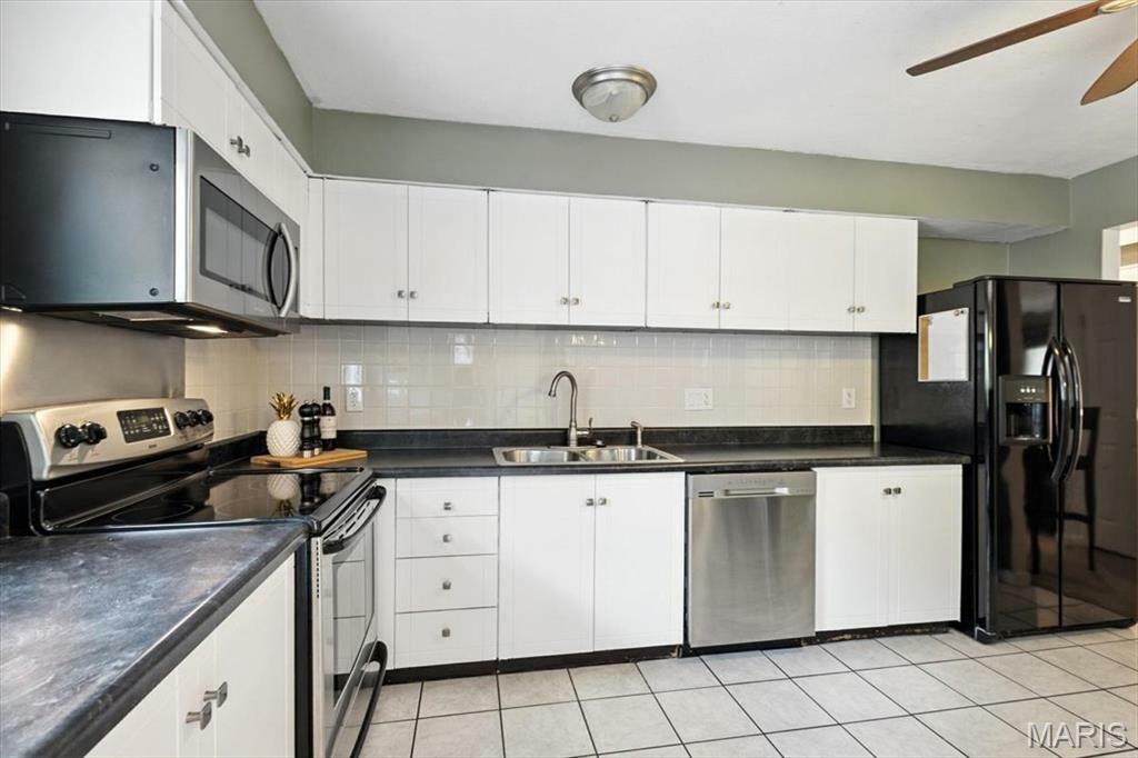 Property Photo:  11840 McKelvey Gardens Drive  MO 63043 