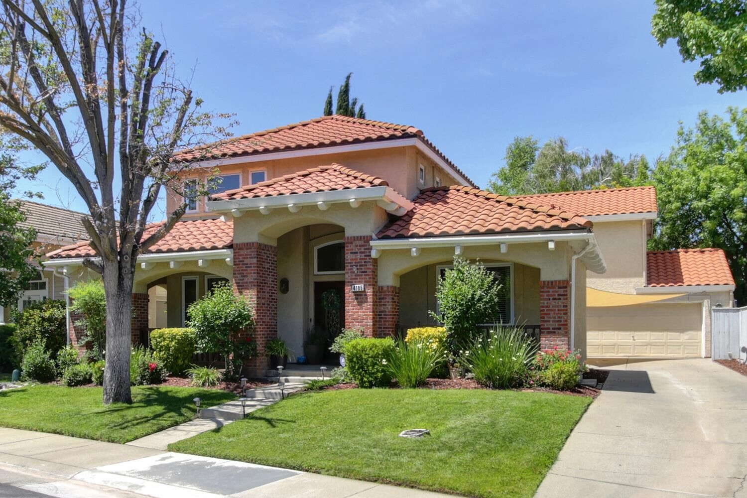 Property Photo:  4105 Saul Court  CA 95758 