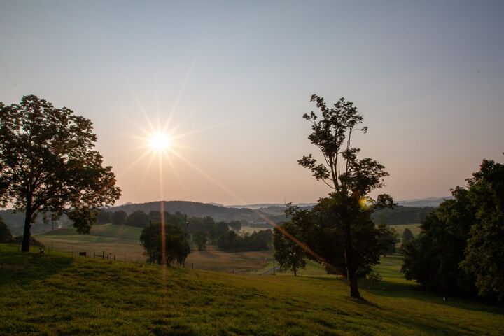 Property Photo:  6180 SE Tater Peeler Rd  TN 37090 