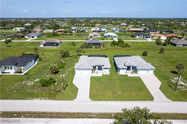 Property Photo: 221 Rotonda Boulevard S FL 33947