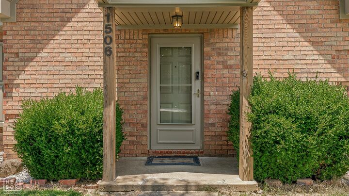 Property Photo:  1506 Golf Course Drive  AR 72404 