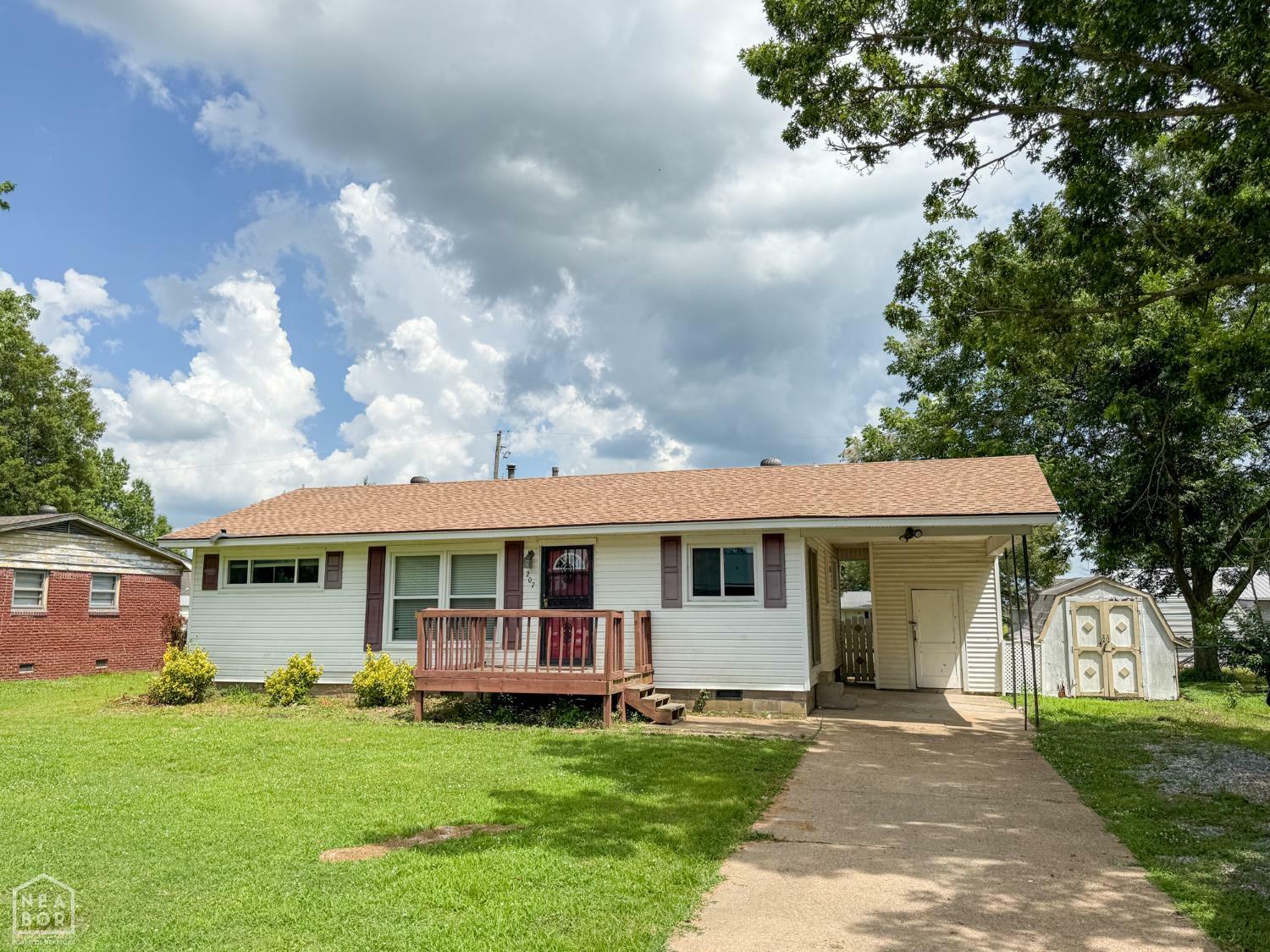 Property Photo: 207 11th Street AR 72365