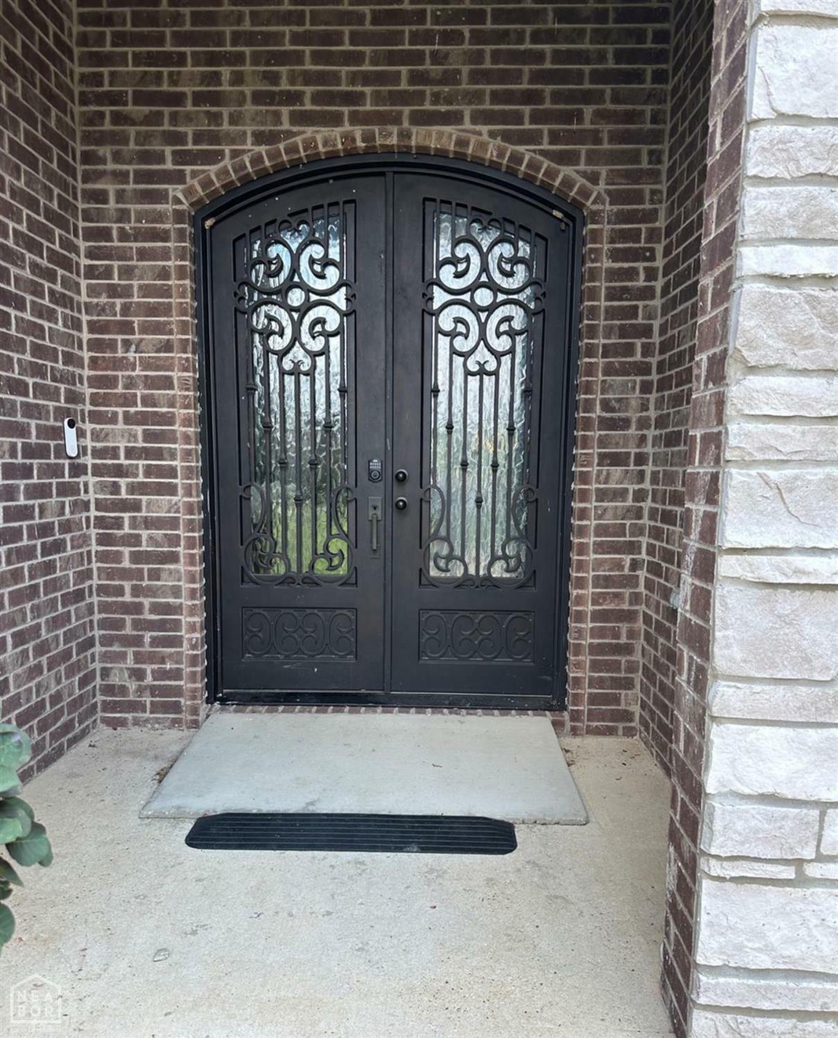 Property Photo: 828 Laura Lea AR 72401