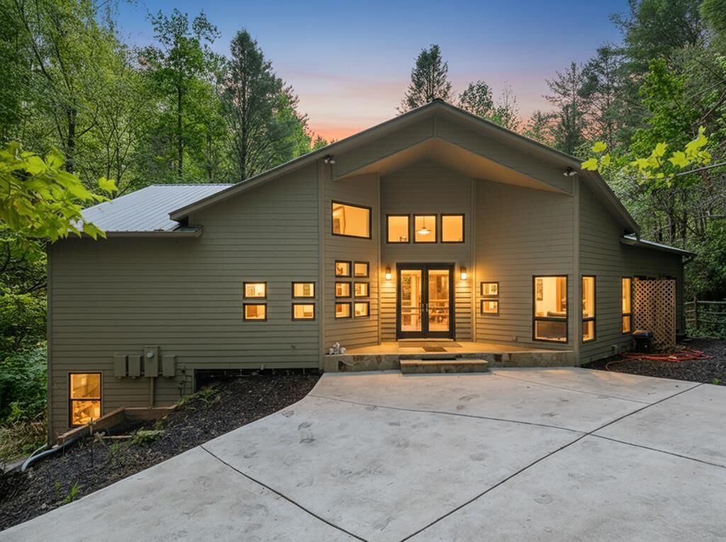 Property Photo:  10323 Grassy Mountain Road  GA 30540 