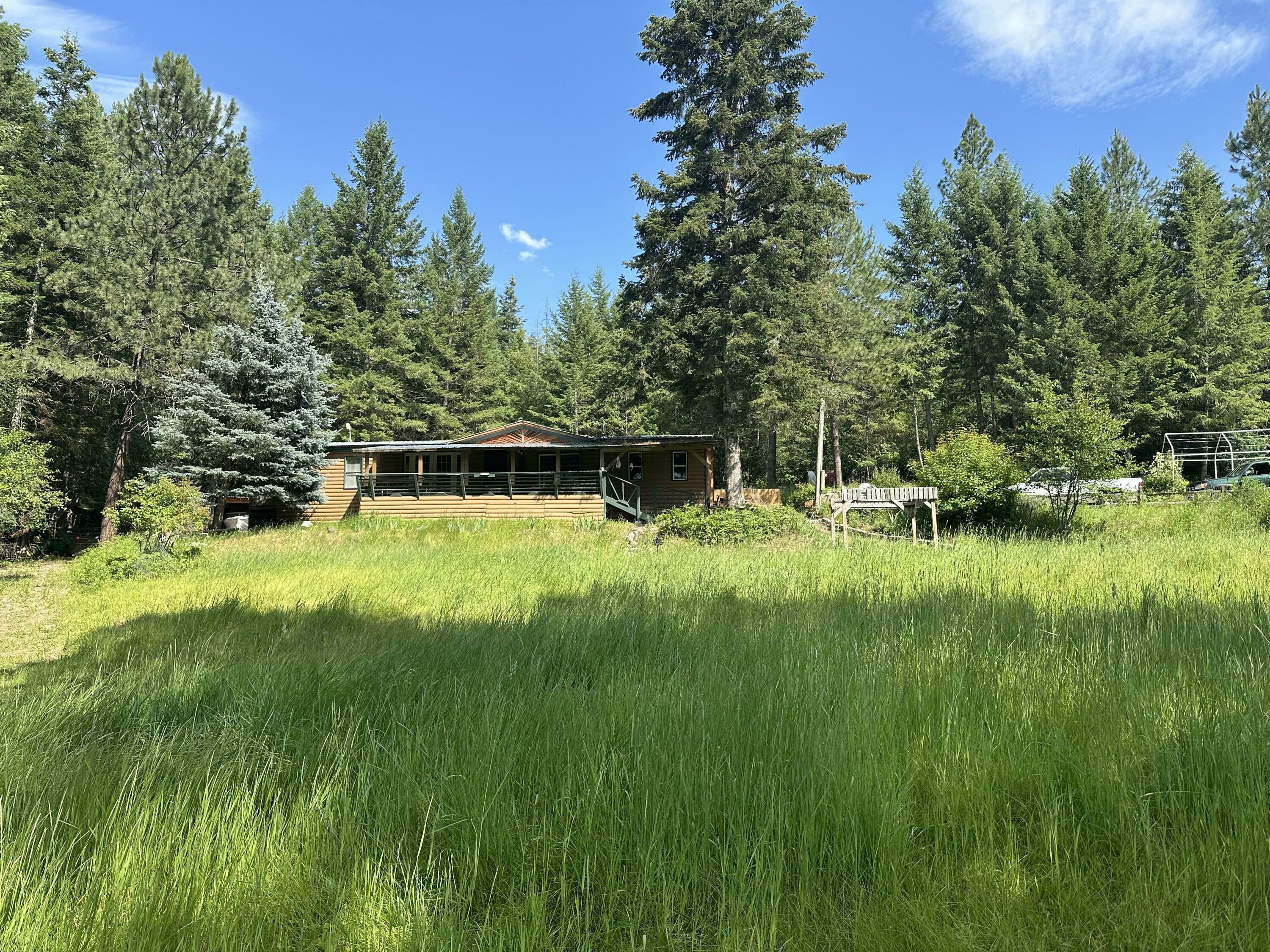 Property Photo: 33427 Darrin Rd WA 99181