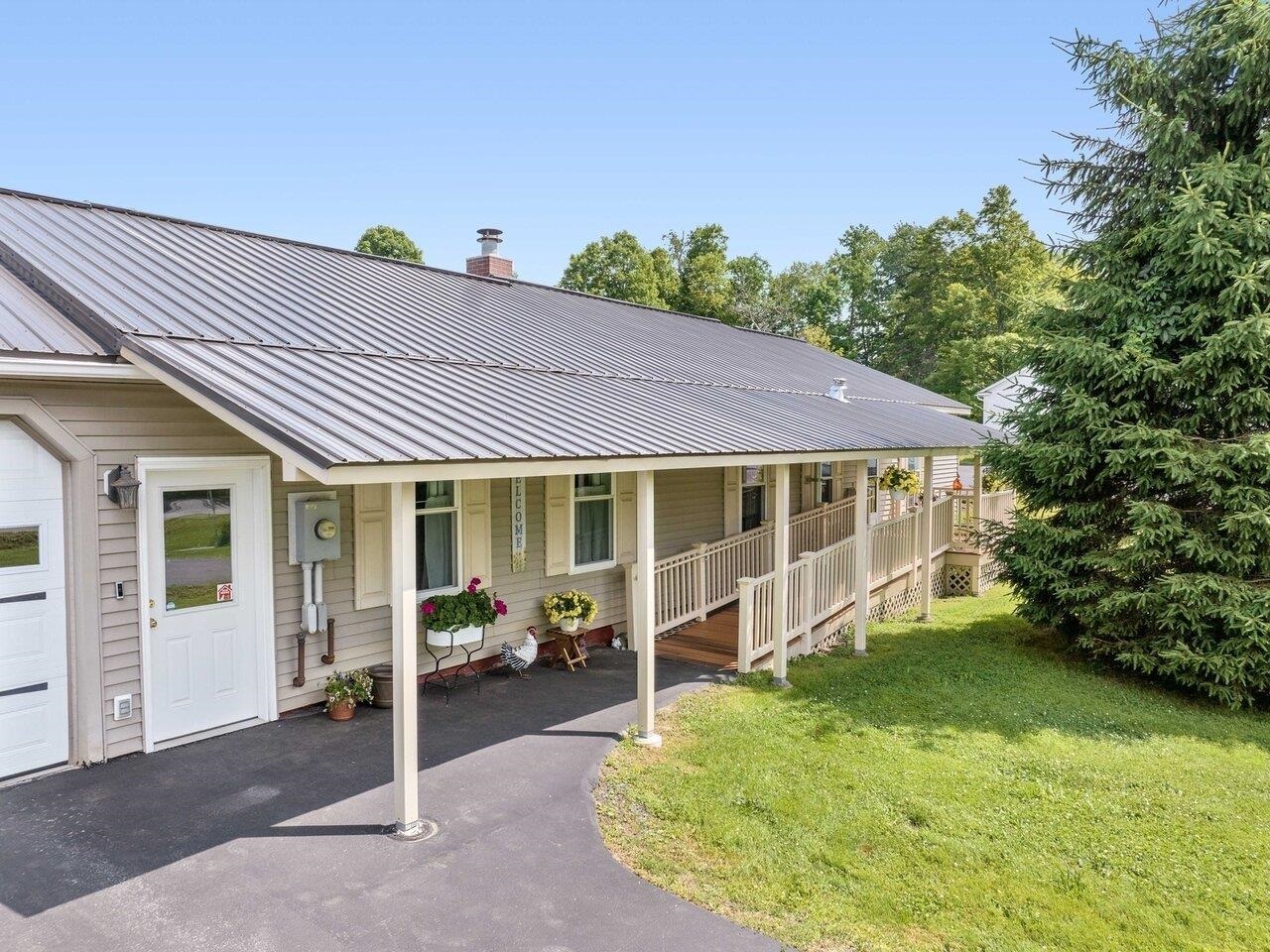 Property Photo: 1830 Scott Hill Road VT 05602