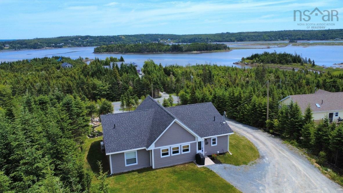 Photo de la propriété: 910 West Petpeswick Road NS B0J 2L0