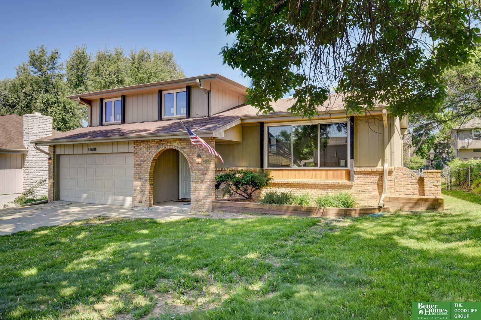 Property Photo: 11680 Meredith Avenue NE 68164