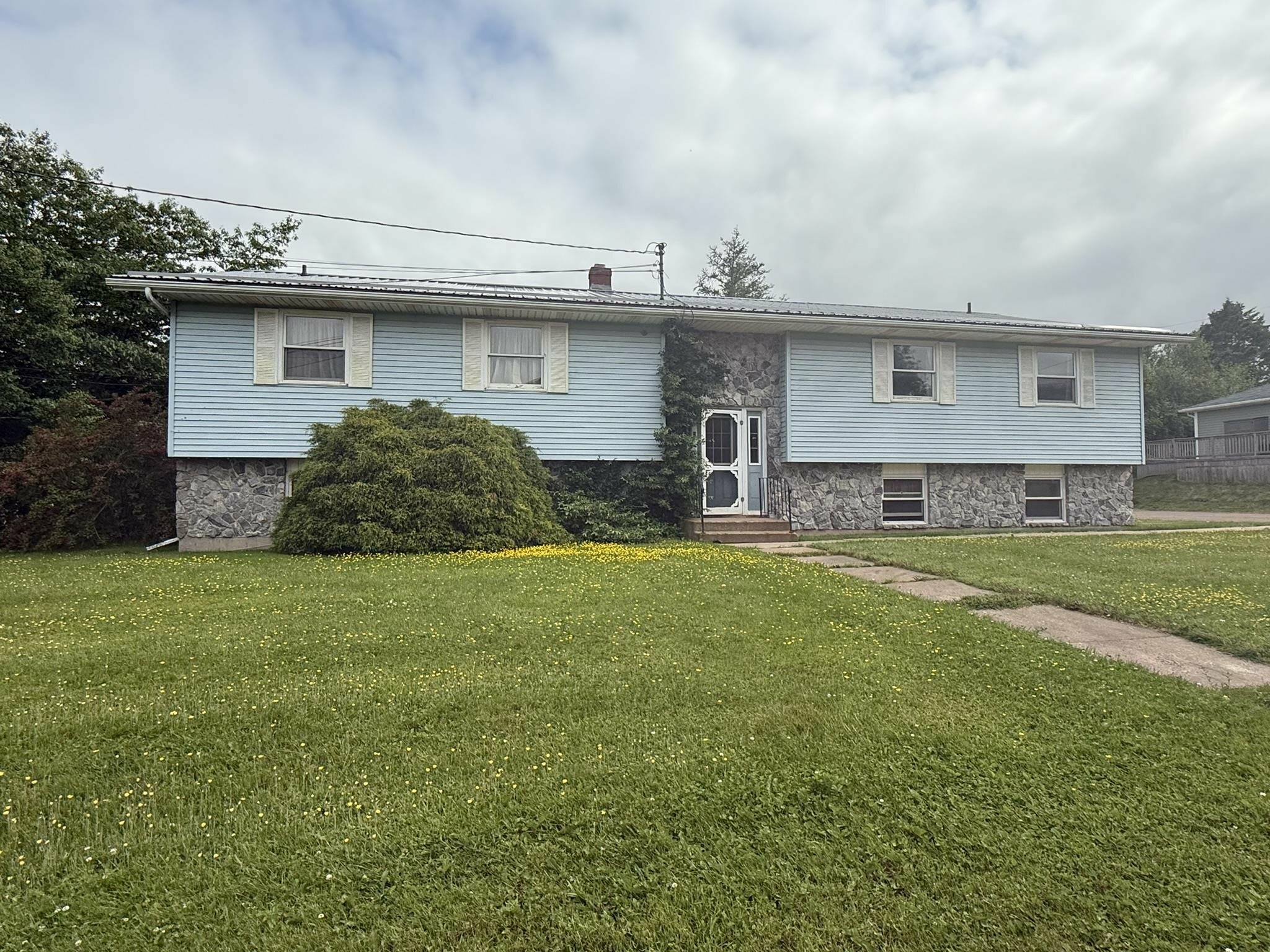 Property Photo: 2 Maple Lane PE C0B 1M0