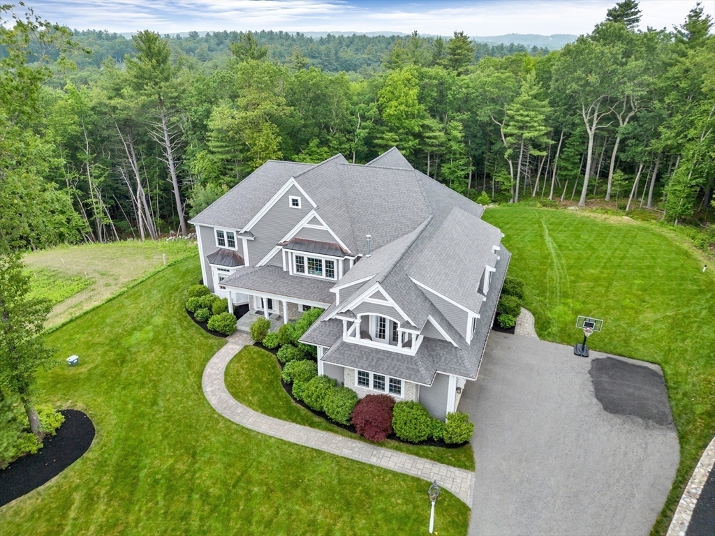 Property Photo: 7 Singletary Way MA 01748