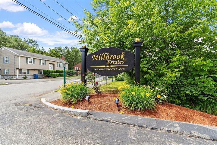 1 Millbrook Ln 205  Wakefield MA 01880 photo