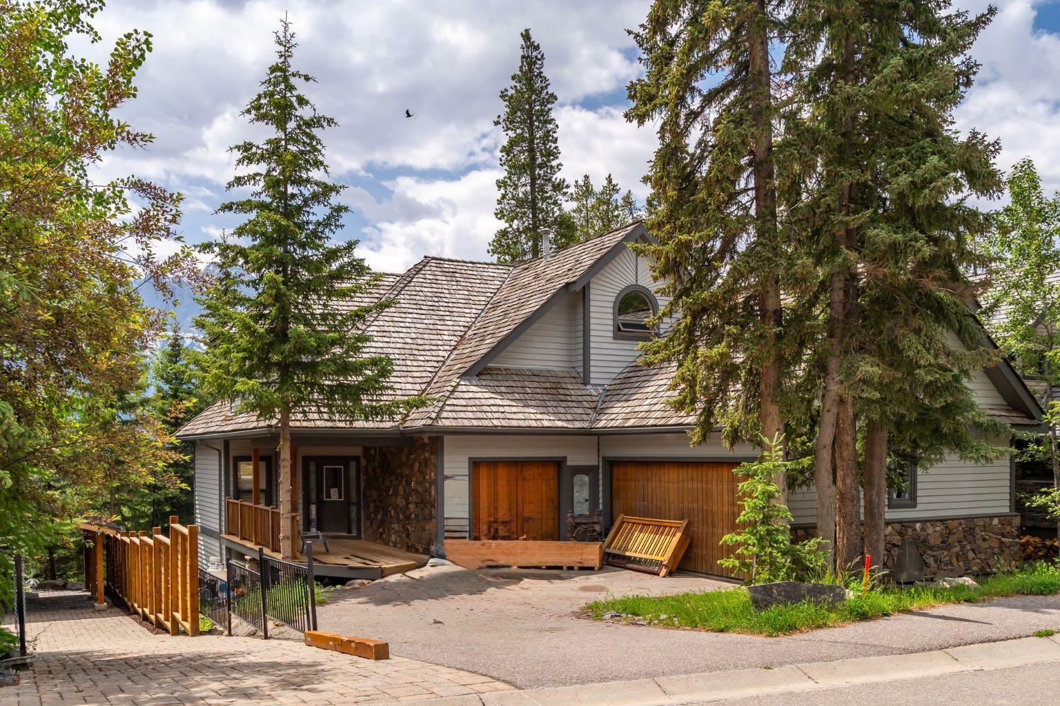 129 Silvertip Ridge  Canmore AB T1W 3A8 photo