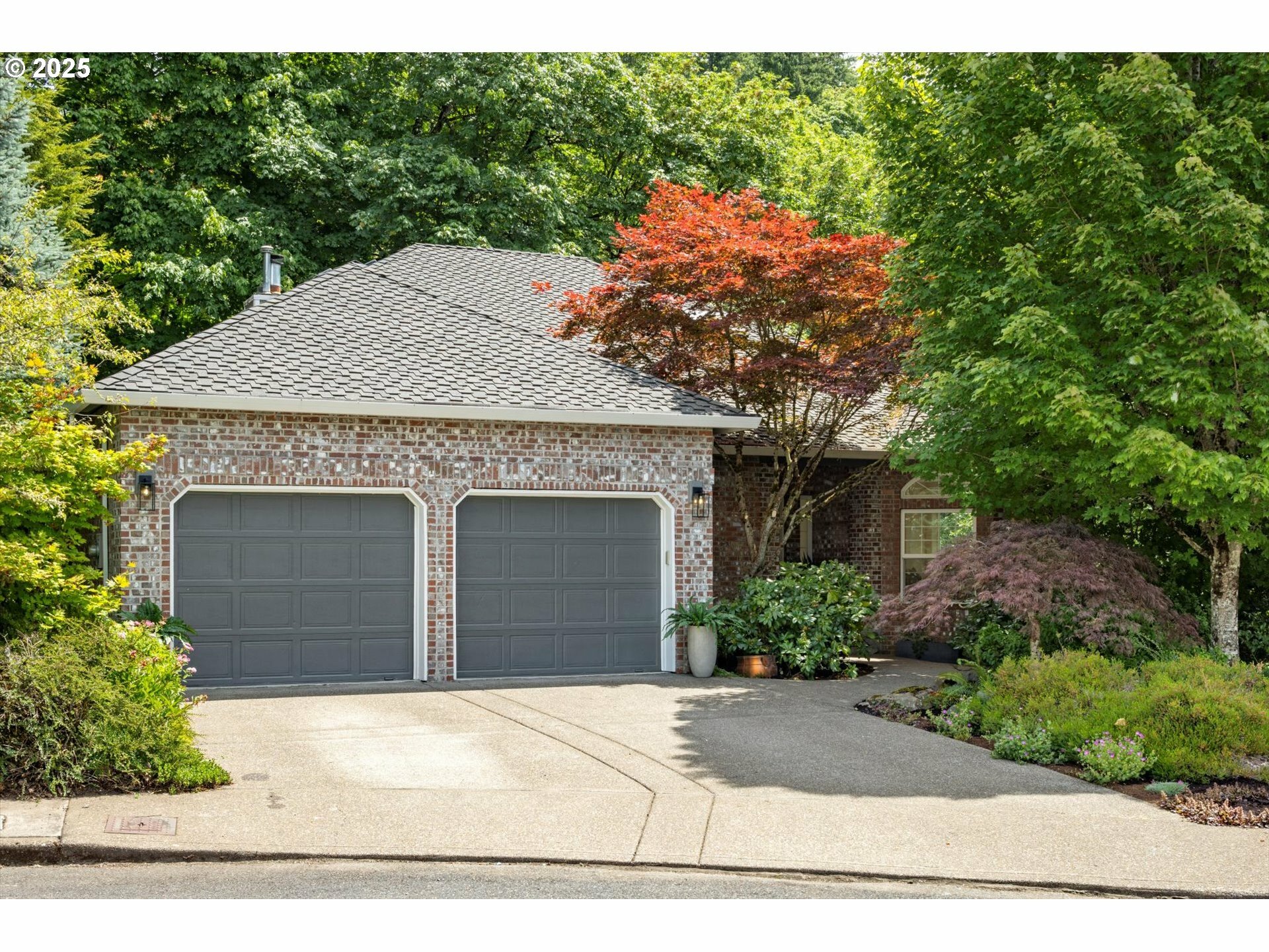 1911 NW Norfolk Ct  Portland OR 97229 photo