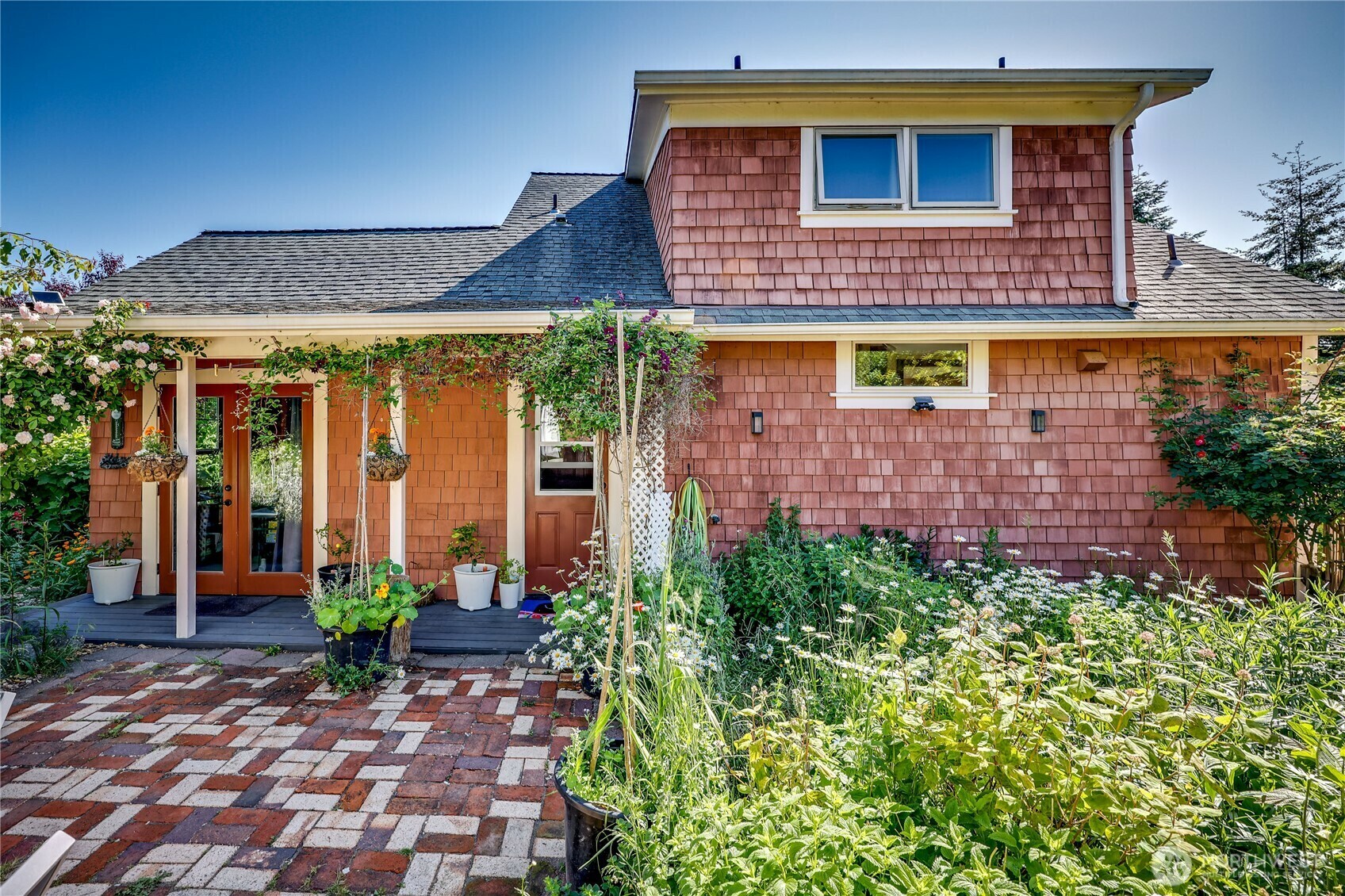 Property Photo:  1231  Jackson Street  WA 98368 