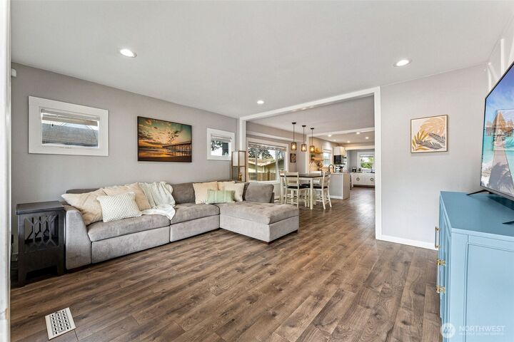 Property Photo:  8052 S Thompson Avenue  WA 98408 