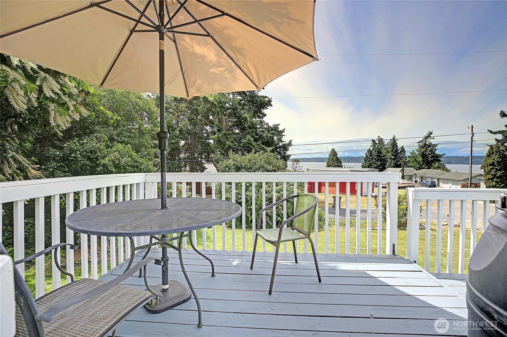 Property Photo:  858  Westview Court  WA 98282 