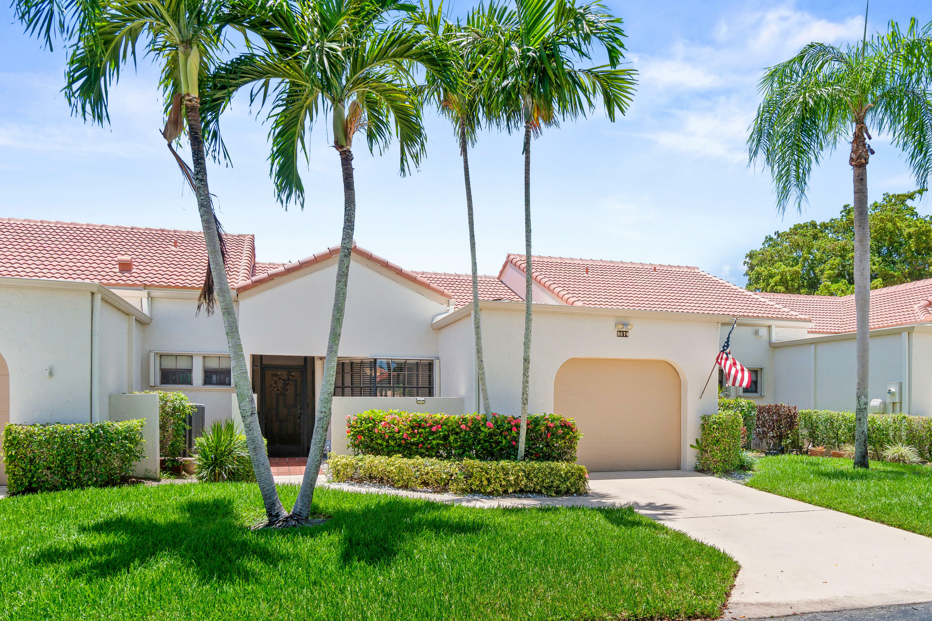 Property Photo: 5874 Parkwalk Circle W FL 33472