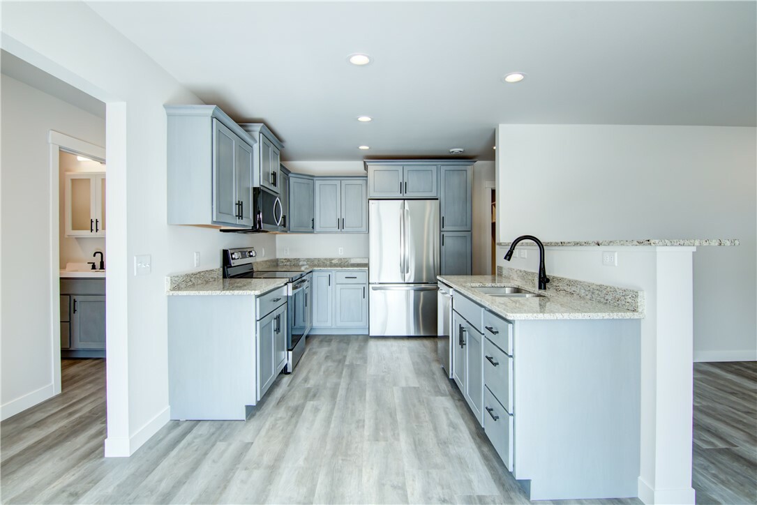 Property Photo: 1712 Dorret Road WI 54703