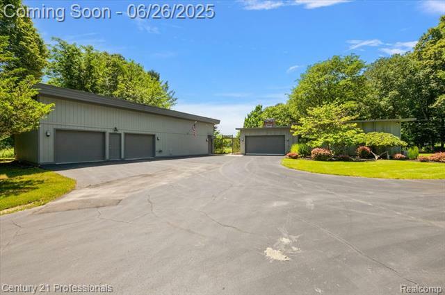 Property Photo: 451 Markwood Drive MI 48370