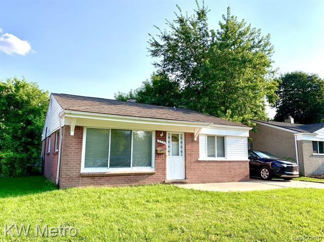 Property Photo: 13231 Albany Street MI 48237