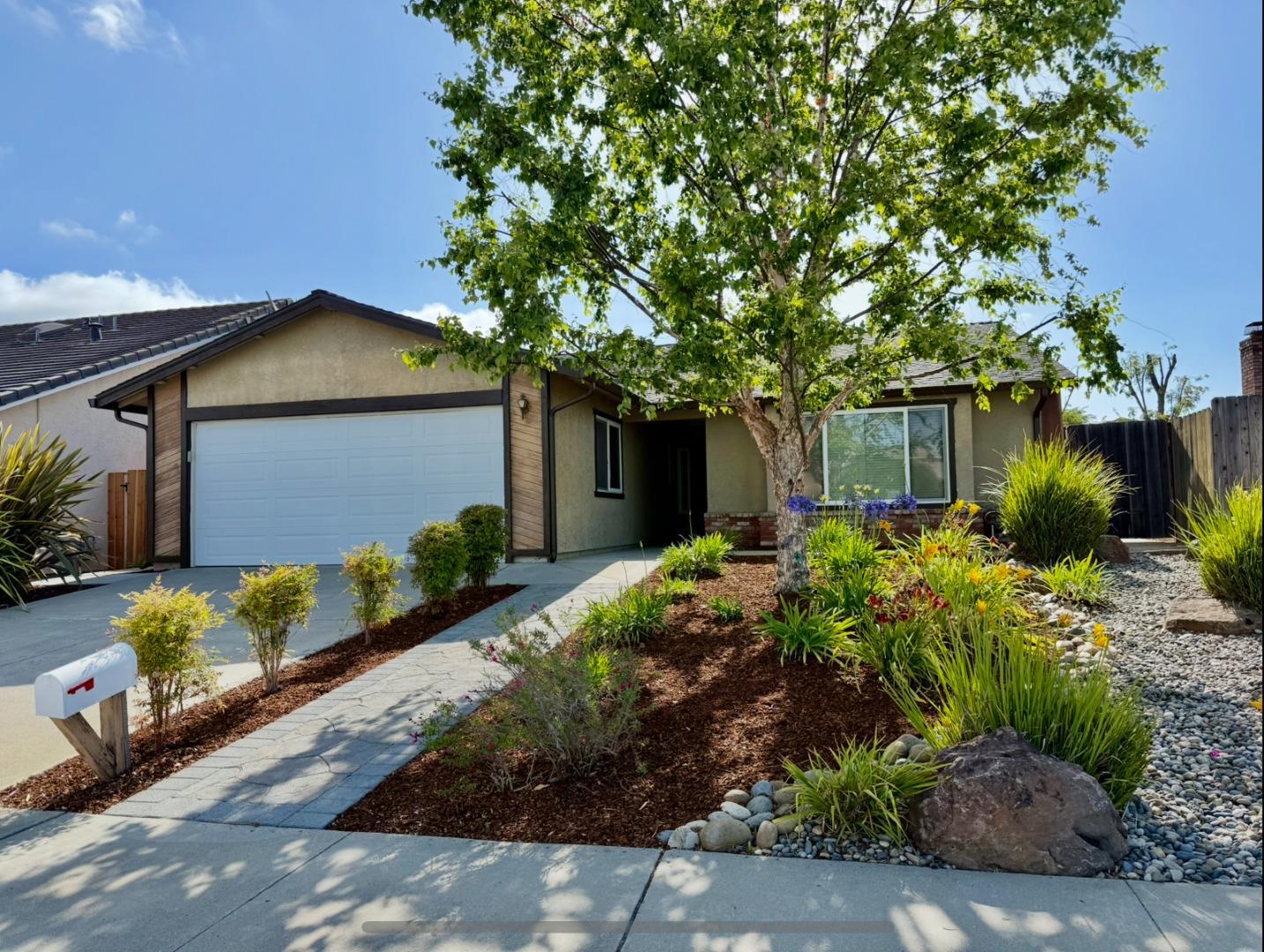 Property Photo: 881 Bonnie View Drive CA 95023