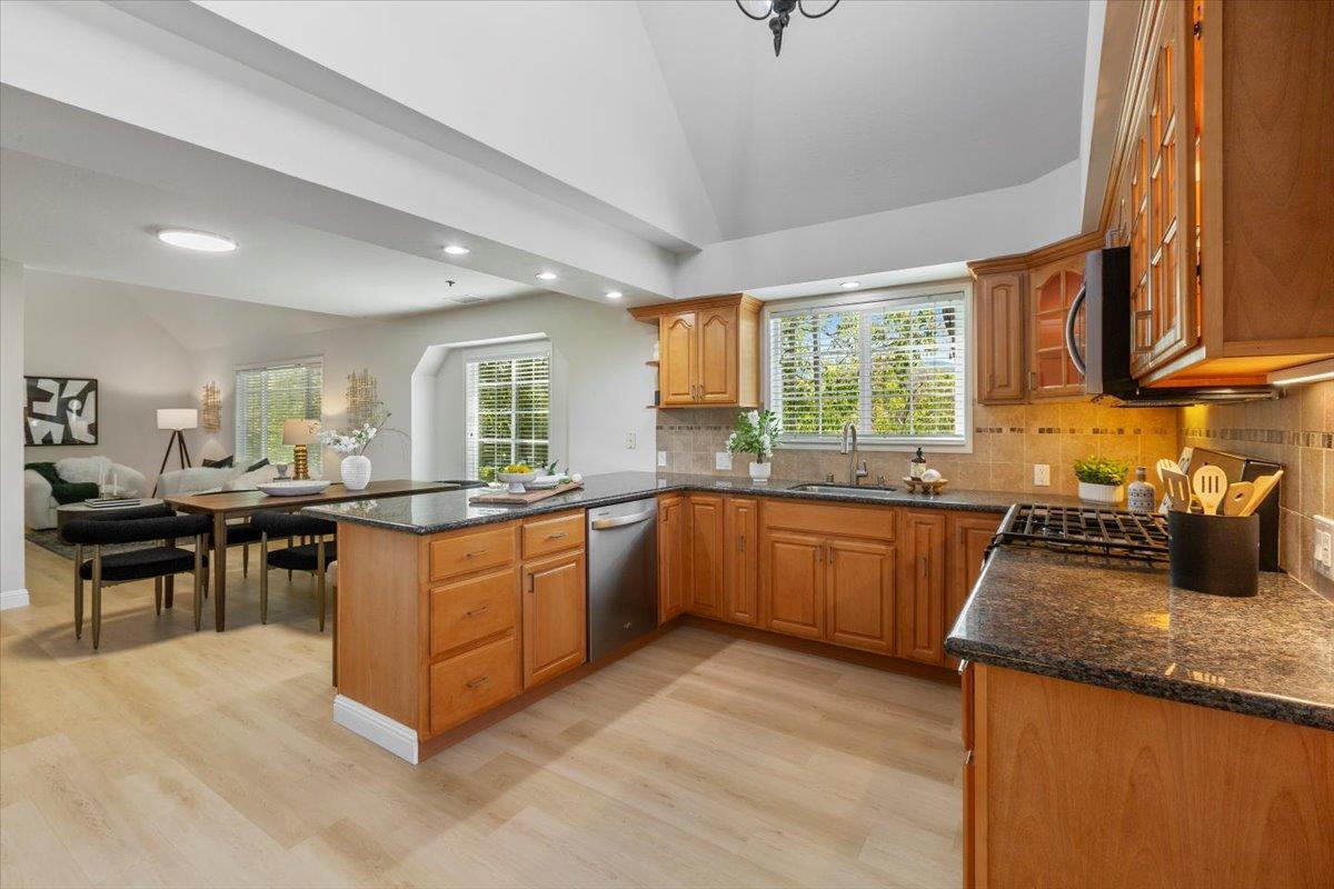 Property Photo: 10090 Pasadena Avenue B4 CA 95014