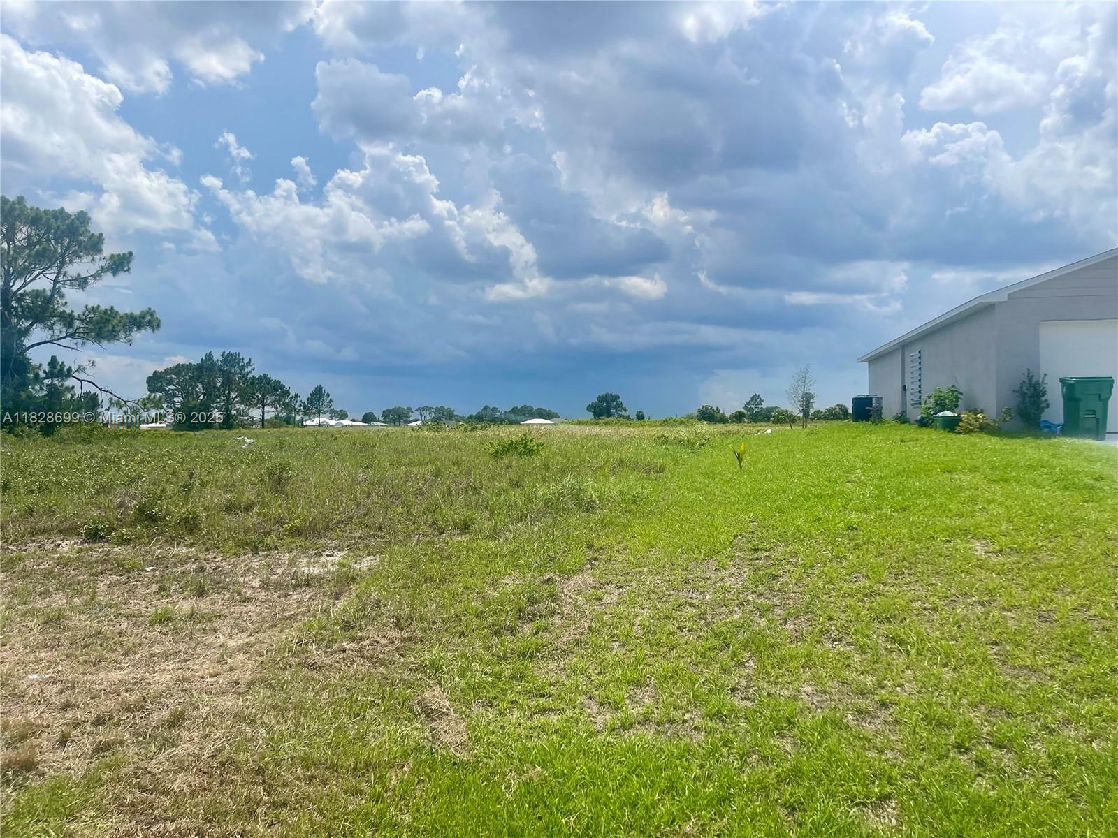 Property Photo: 9035 W Justice FL 33935
