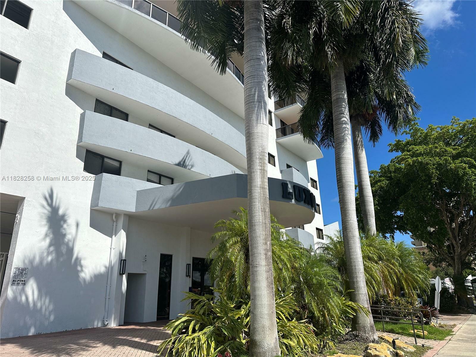 Property Photo: 2301 SW 27th Ave 700 FL 33145