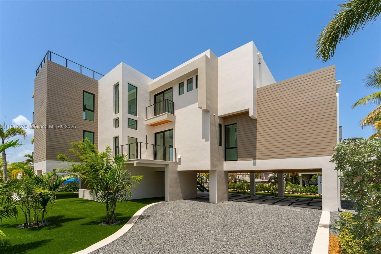 Property Photo: 301 Buttonwood Cir #B FL 33037