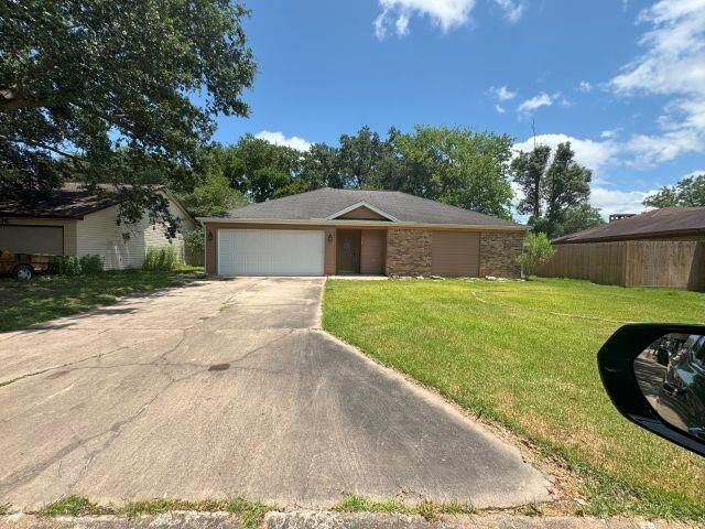 Property Photo:  2985 Willow Place  TX 77707 